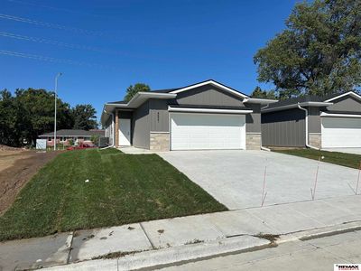 4521 S 57th St, Lincoln, NE, 68516