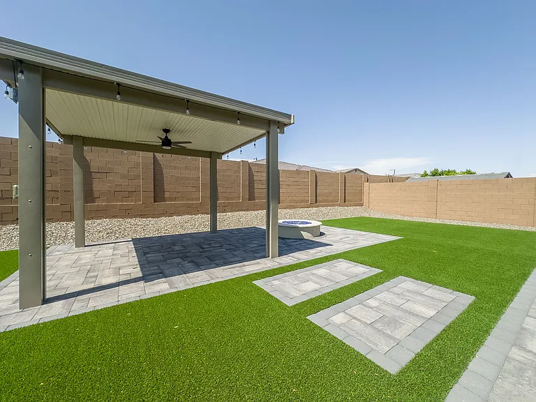 19576 W Cartwright Ave — Photo 35