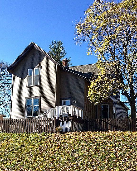 1st image of 353 Sunset Ave NW