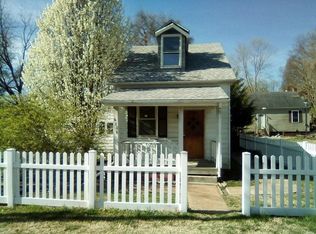 630 W Monroe St, Belleville, IL