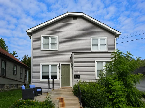 716 Walnut St #2, Lemont, IL 60439