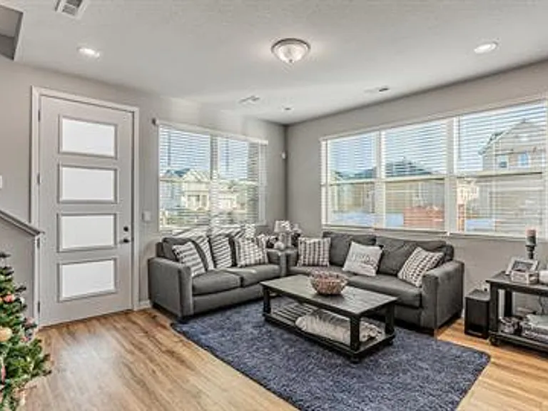 8017 Yampa River Ave — Photo 11