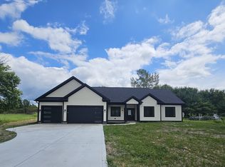 10145 N Jeffery Dr, Mooresville, IN 46158