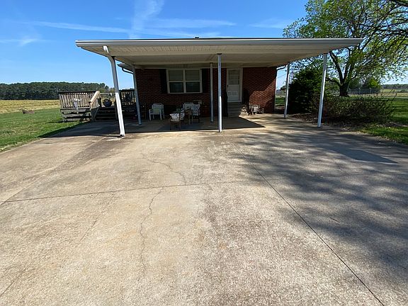 2nd image of 489 Lone Star Rd