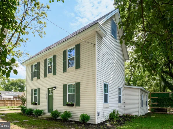 4214 Main St, Grasonville, MD 21638