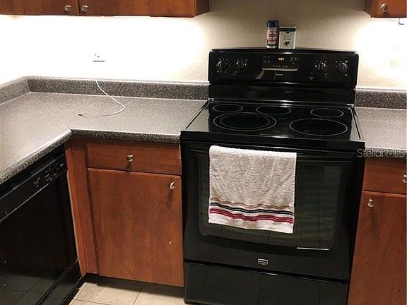 3rd image of 300 E South St Unit 2002