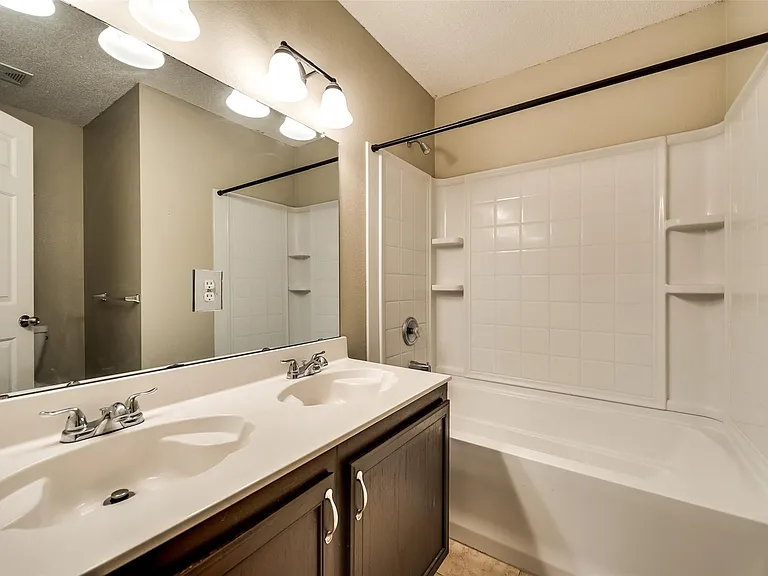 716 Rainsville Dr — Photo 16