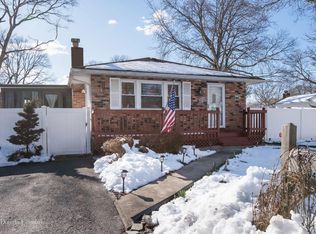 1504 Claas Ave, Holbrook, NY 11741