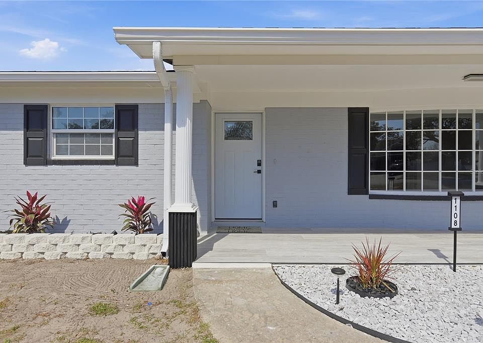 1st image of 1108 BALFOUR DR
