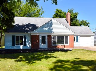 1746 E 236th St, Euclid, OH 44117