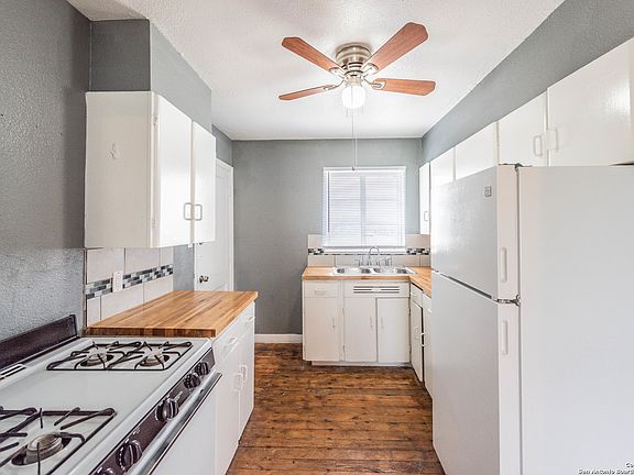 4th image of 2331 Cincinnati Ave