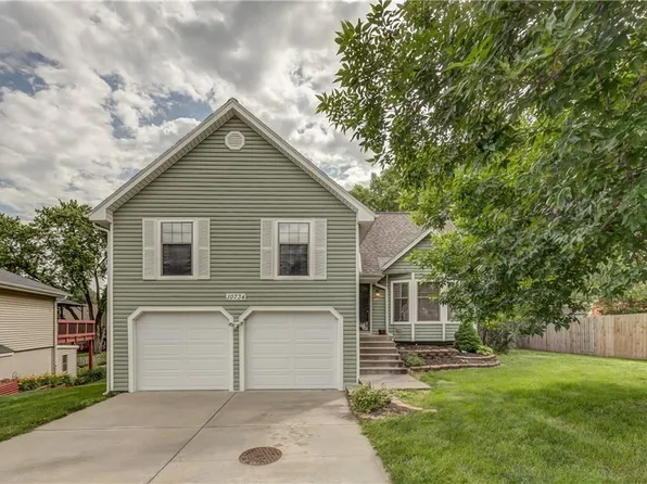10734 Rowland Ct, Kansas City, KS 66109