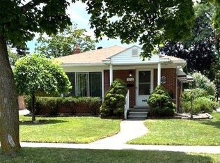2351 Emeline St, Trenton, MI 48183
