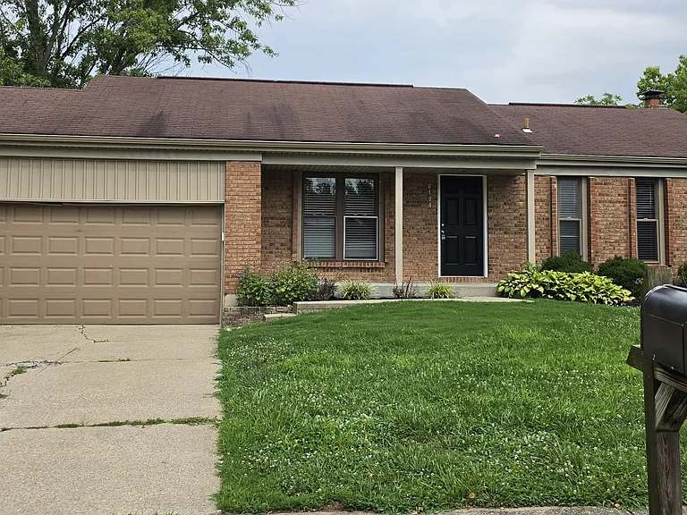 6194 Ridgewood Ct — Photo 1