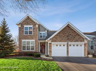 3890 Seigle Dr, Elgin, IL 60124