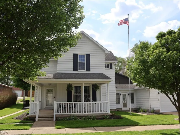 118 2nd Ave NW, Beach City, OH 44608