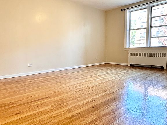 2nd image of 2255 Cruger Ave Floor 3