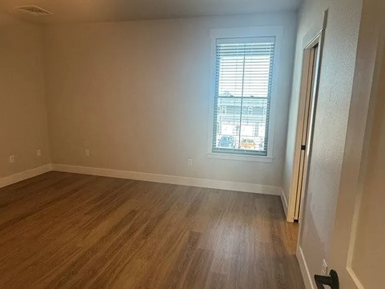 1625 Annafeld Pkwy E — Photo 26
