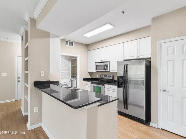 8539 GATE Parkway #433, Jacksonville, FL 32216