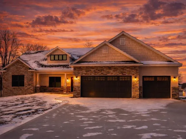 3447 E Autumn Trl, Warsaw, IN 46582