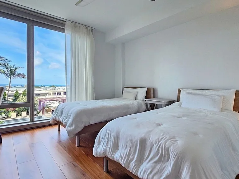 1555 Kapiolani Blvd #802 — Photo 16