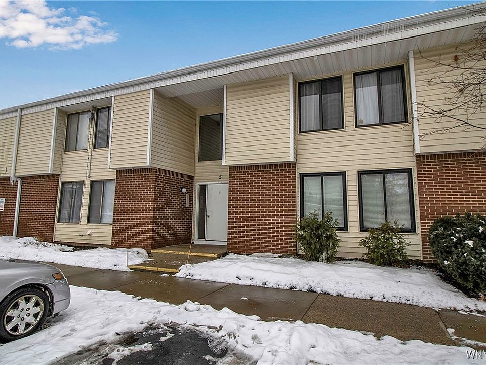 1st image of 5 Southcreek Ct #B
