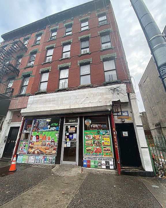 1st image of 960 Myrtle Ave #10