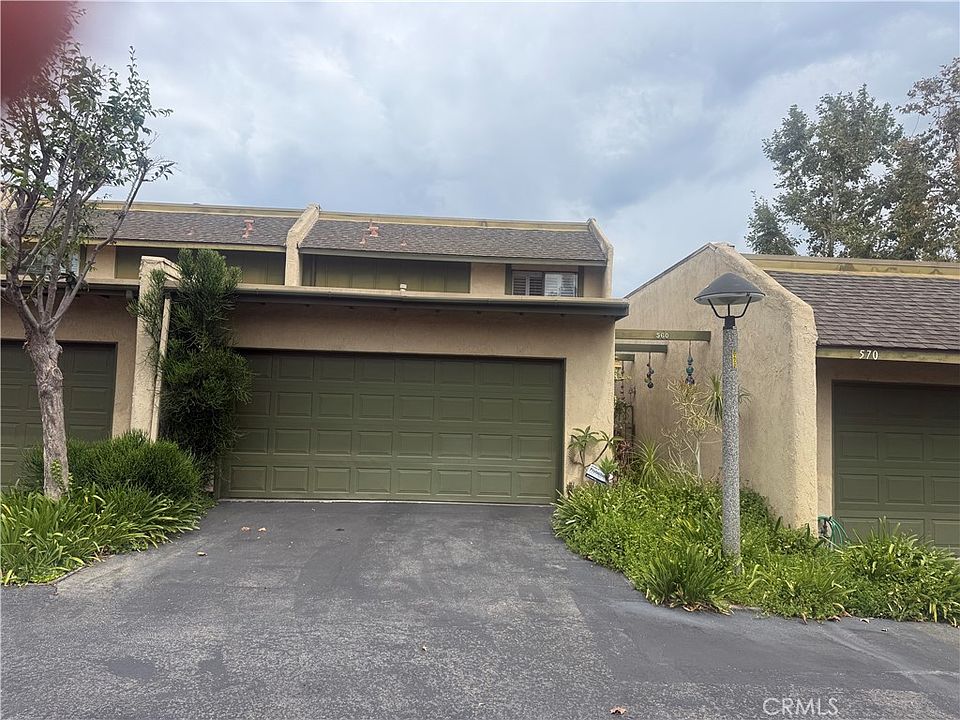 1st image of 560 Berry Way