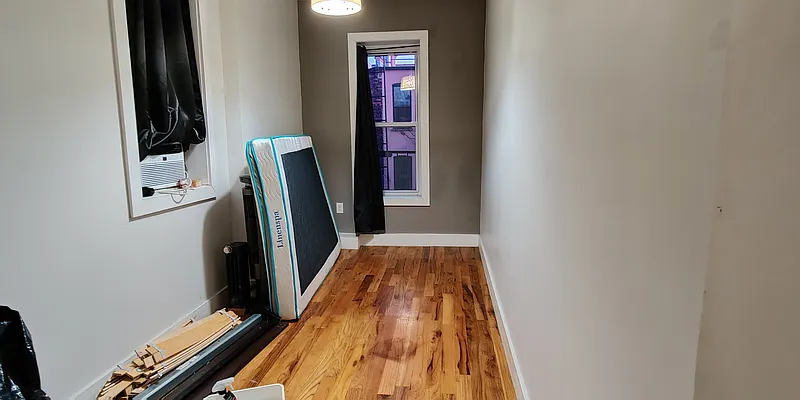 Rented by EXR | media 36