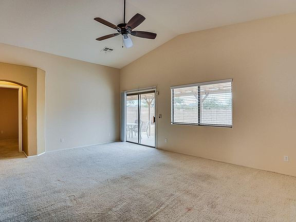 3rd image of 9570 N Patagonia Pl