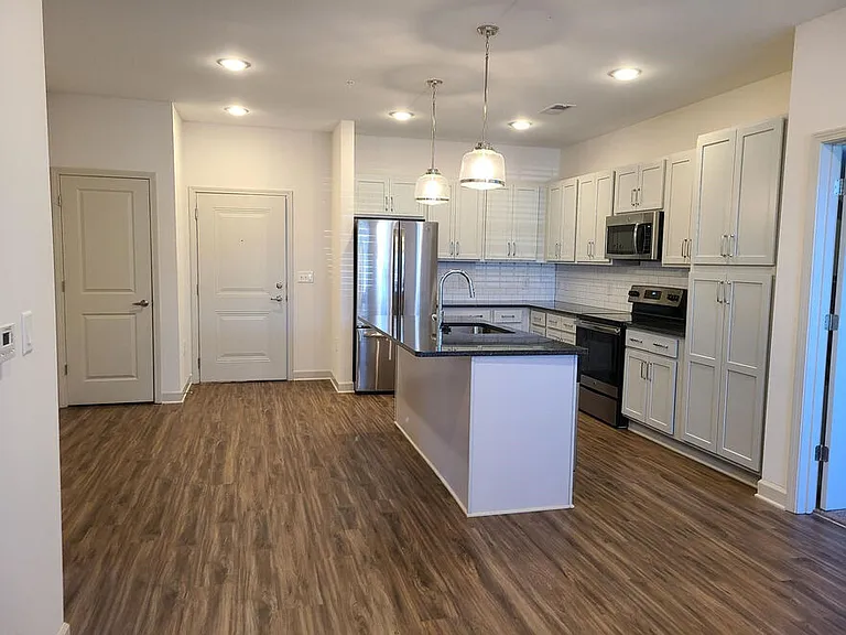 Riverside Flats at Aberfoyle Village — Photo 17