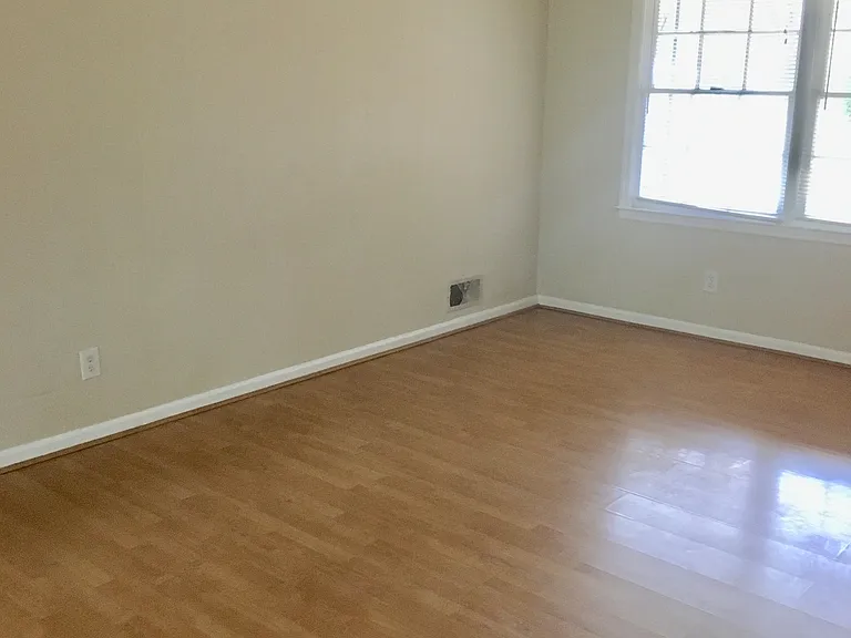 4420 Gary Ln NW — Photo 17