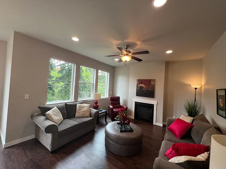 514 Fielding Ct — Photo 6