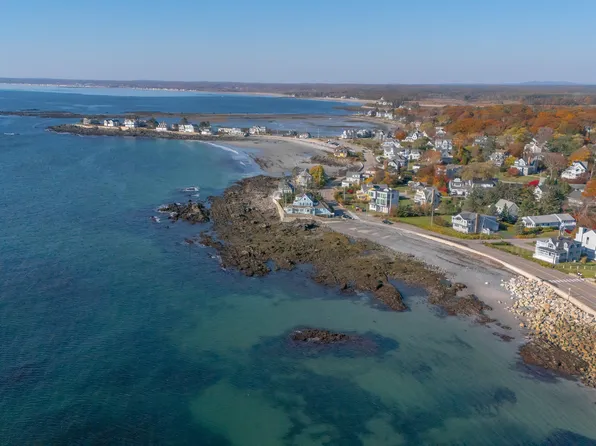 221 Beach Avenue, Kennebunk, ME 04043