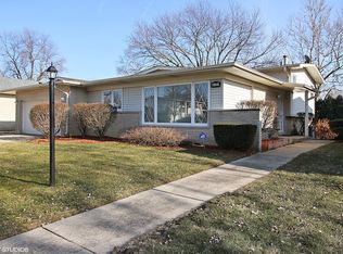 319 N Pleasant Dr, Glenwood, IL
