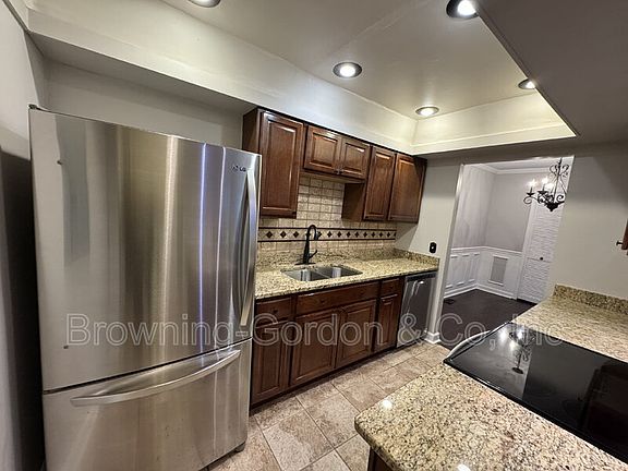 3rd image of 5025 Hillsboro Pike APT 14R