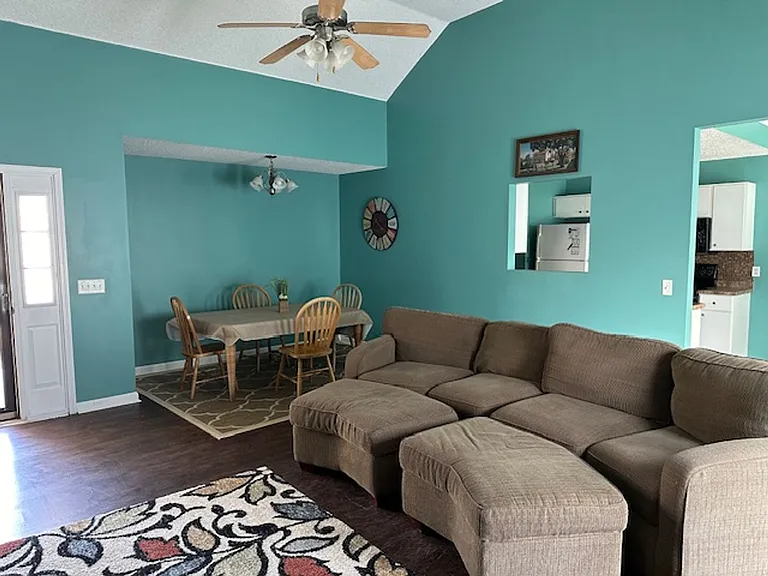 7002 White Pine Ave — Photo 6