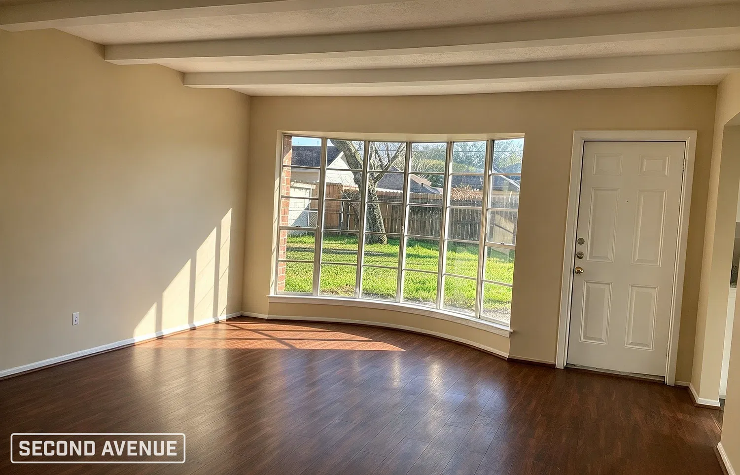 3 bed, 2.0 bath, 1285 sqft, $1,496 — Photo 2