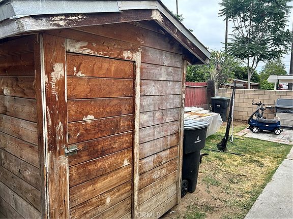 4th image of 2162 5th St