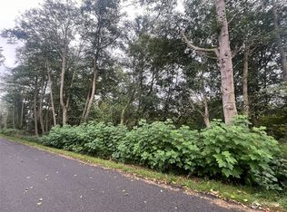 1 Logen Rd, Stanwood, WA 98292