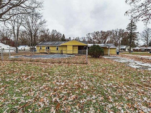 4th image of 241 Mansell Dr