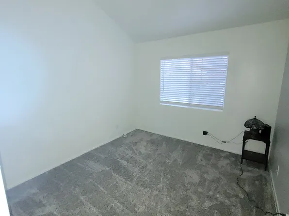 16961 Tusk Ct, Victorville, CA 92394