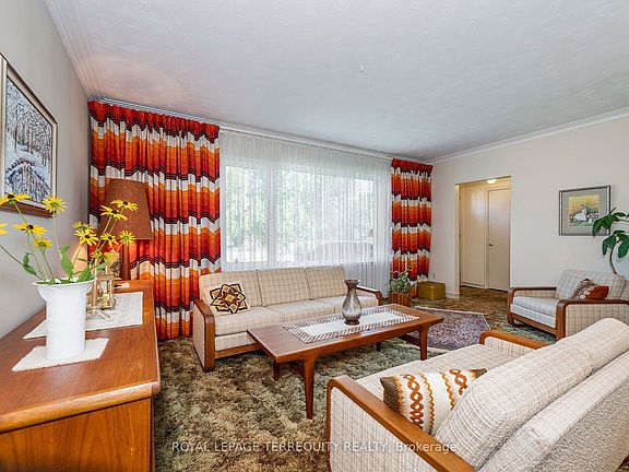 3rd image of 11 Picton Cres