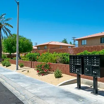 3 bed, 1114 sqft, $2,265 — Photo 3