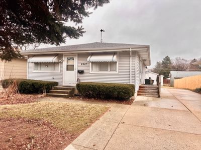2017 Ezra Ave, Zion, IL, 60099
