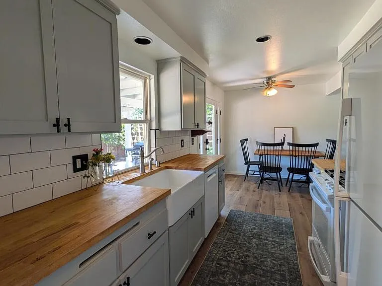 414 Vallerio Ave — Photo 3