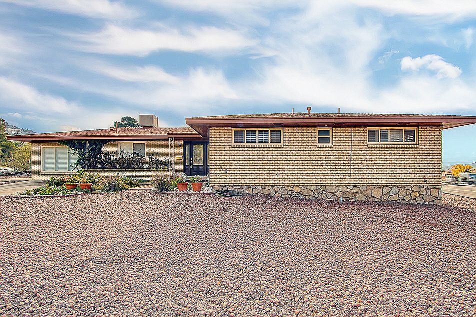 1st image of 4023 Flamingo Dr