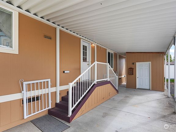 4th image of 14727 43rd Avenue NE #43