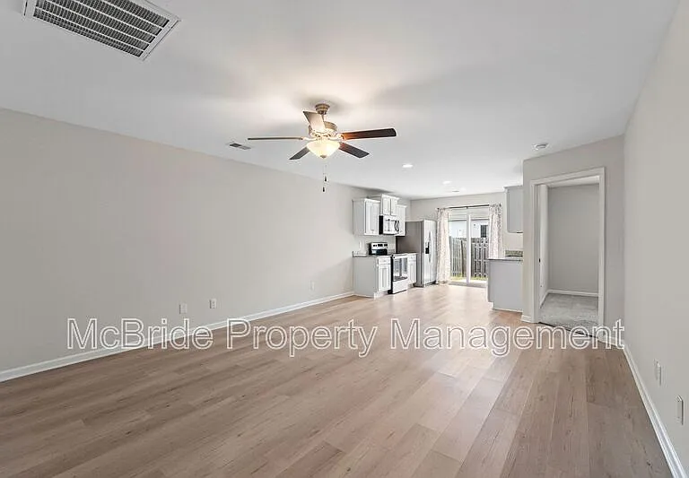 959 Madrid Ct — Photo 5