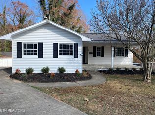 118 Georgia Ave, Oak Ridge, TN 37830